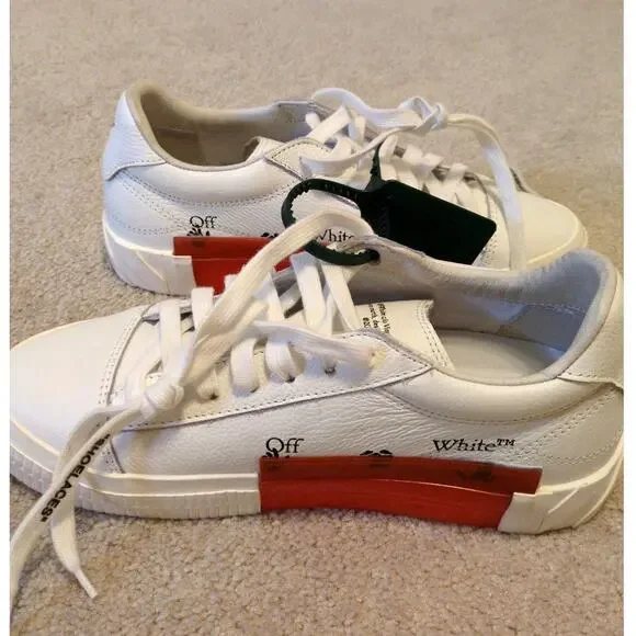 Women's Off-White White Vulcanized Low-Top Sneakers - Picture 6 of 7